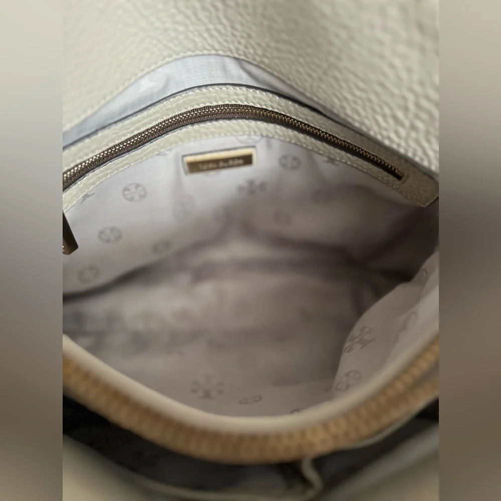 Tory Burch Pebbled Leather Bag - Picture 3 of 10